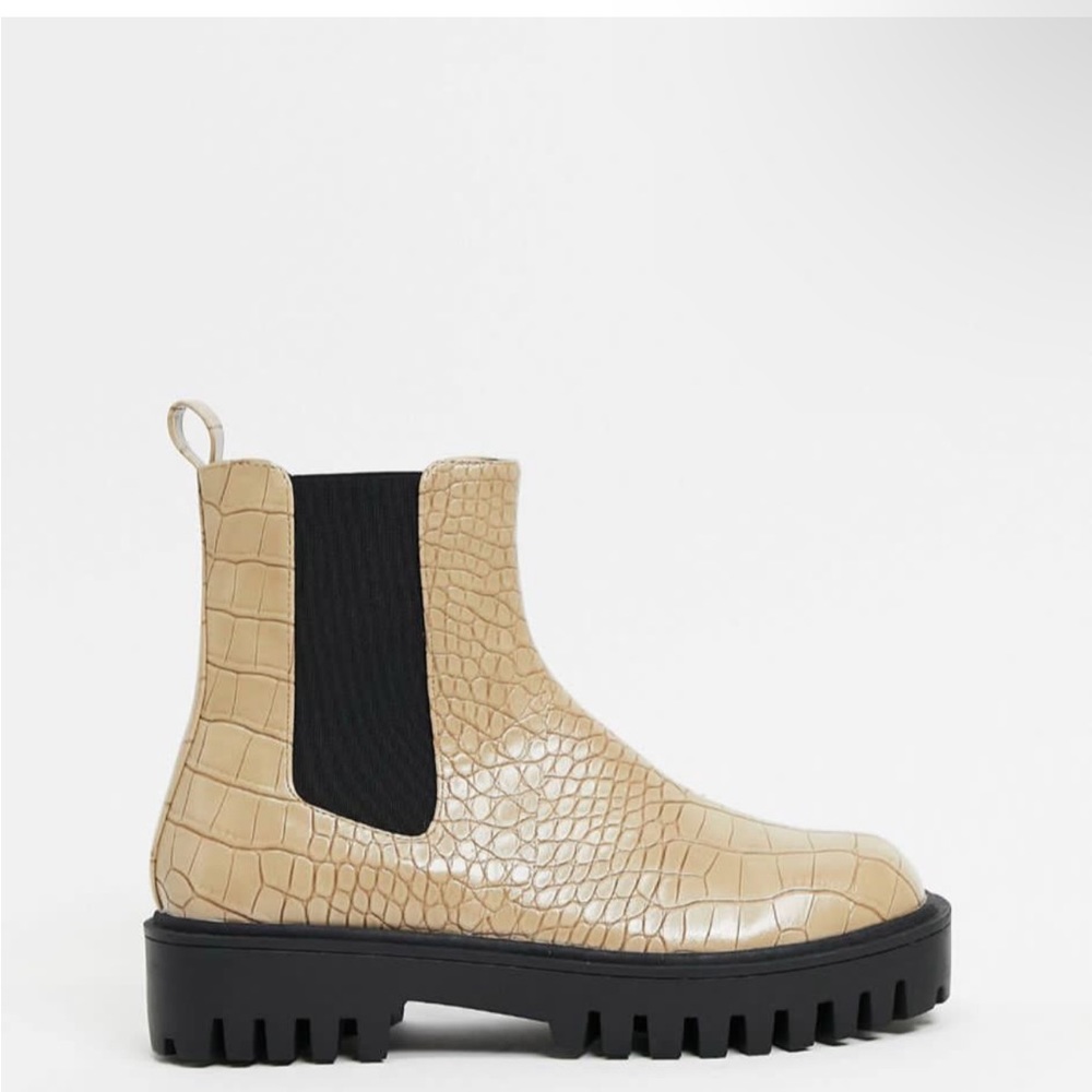 ASOS RAID Chunky Ankle Length Boots Snake Pattern NWT Size 9